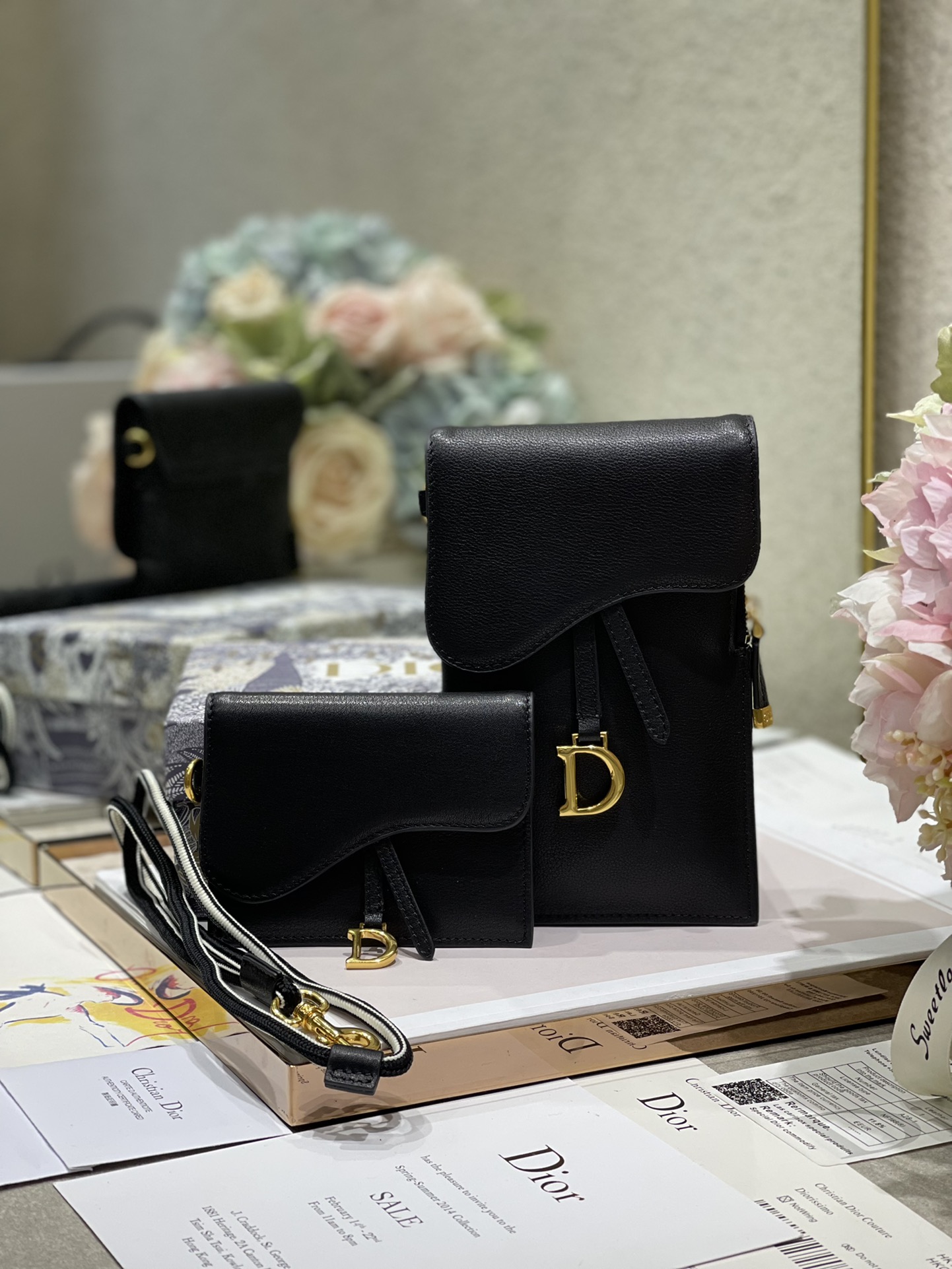 D10r saddle multifunction pouch leather black 18.5 x 12 x 7.5 cm