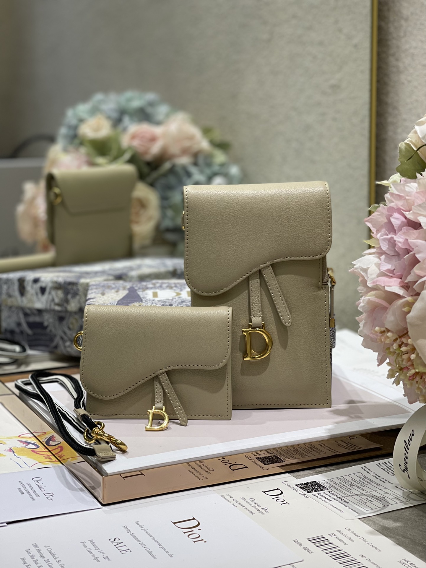 D10r saddle multifunction pouch leather beige 18.5 x 12 x 7.5 cm