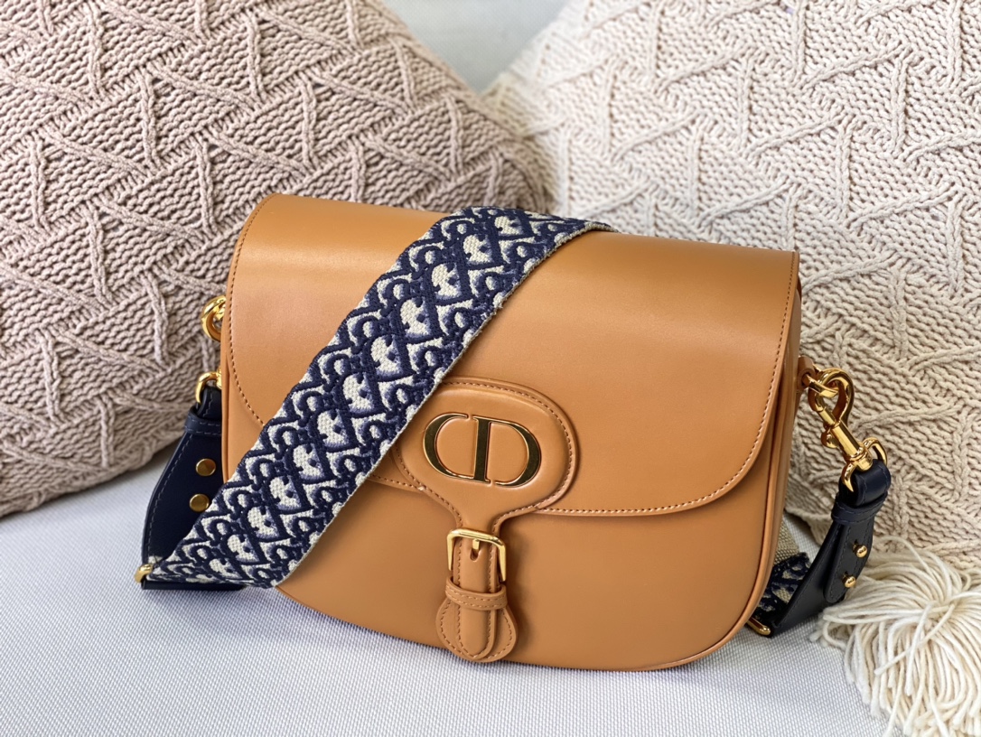 D10r large bobby bag box calfskin tan m9320 27 x 8 x 19.5 cm