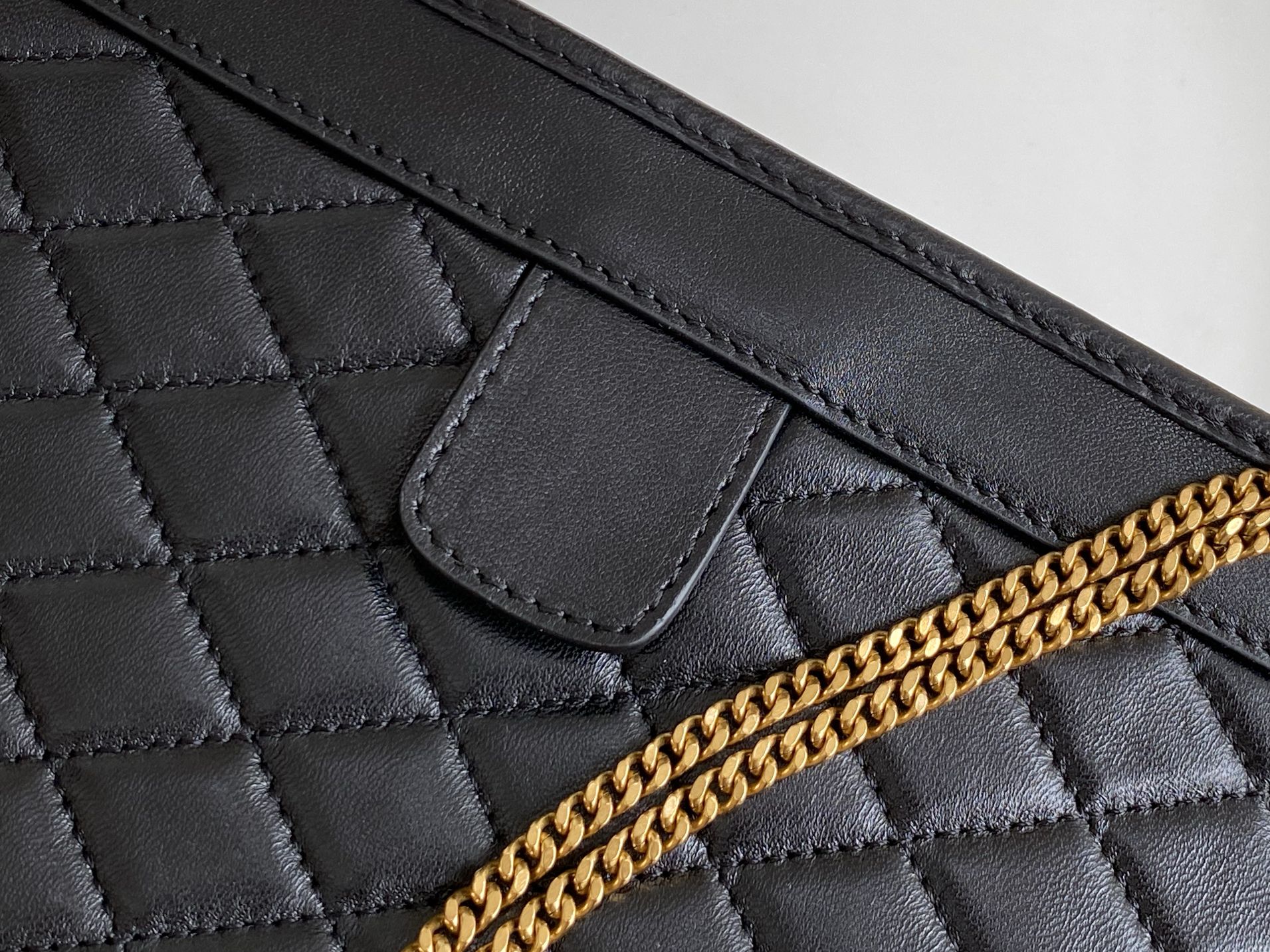 Y51 victoire baby clutch lambskin leather black 65736118 28.5 × 19.5 × 5.5 cm