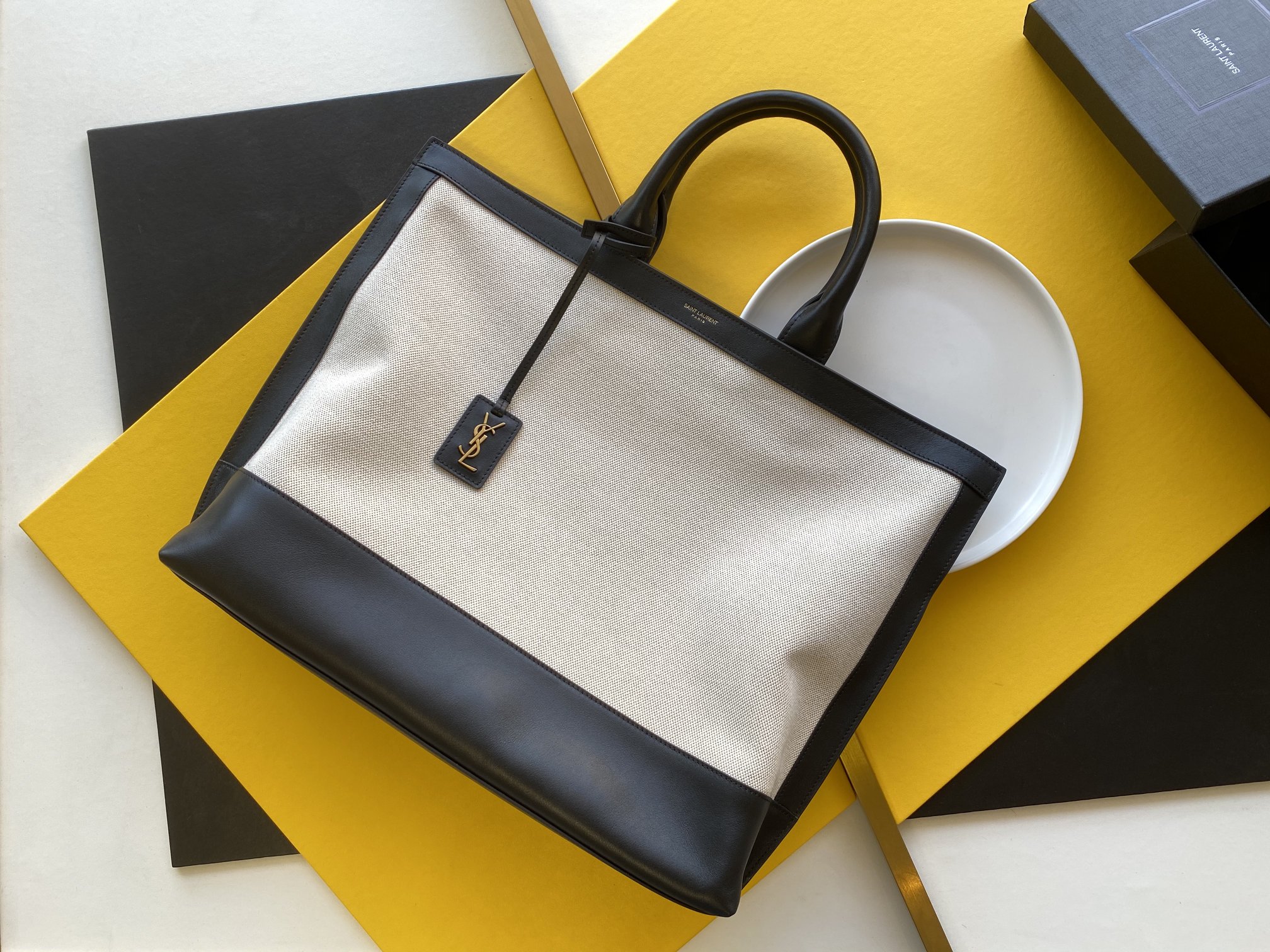 Y51 shopping tag tote black 211418 41.5 x 34 x 14 cm