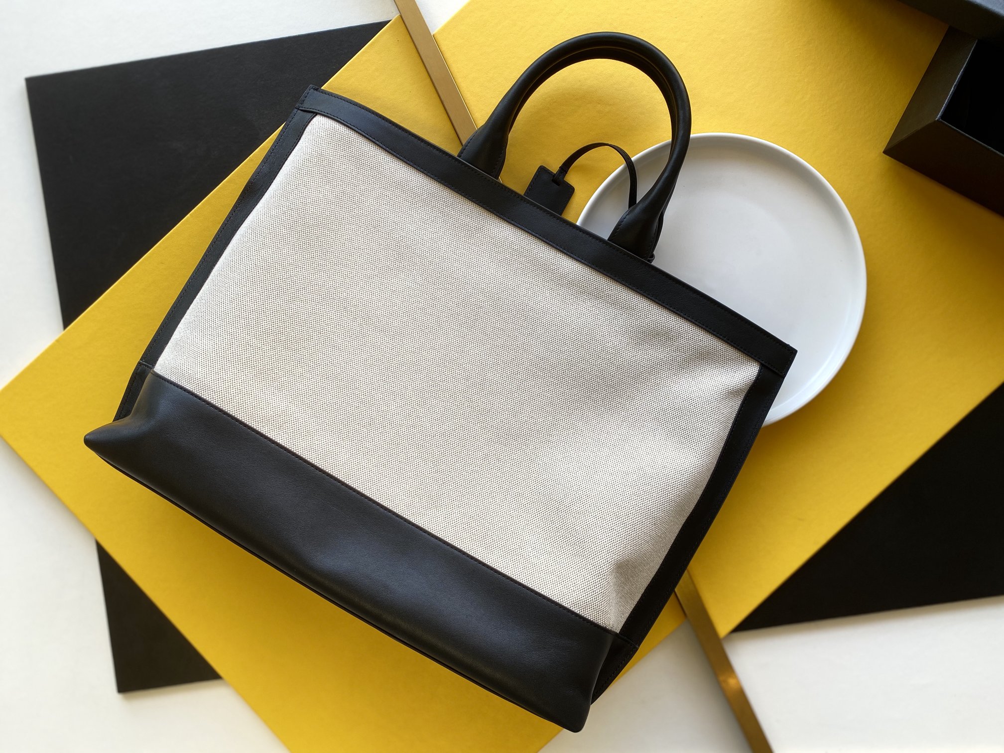 Y51 shopping tag tote black 211418 41.5 x 34 x 14 cm