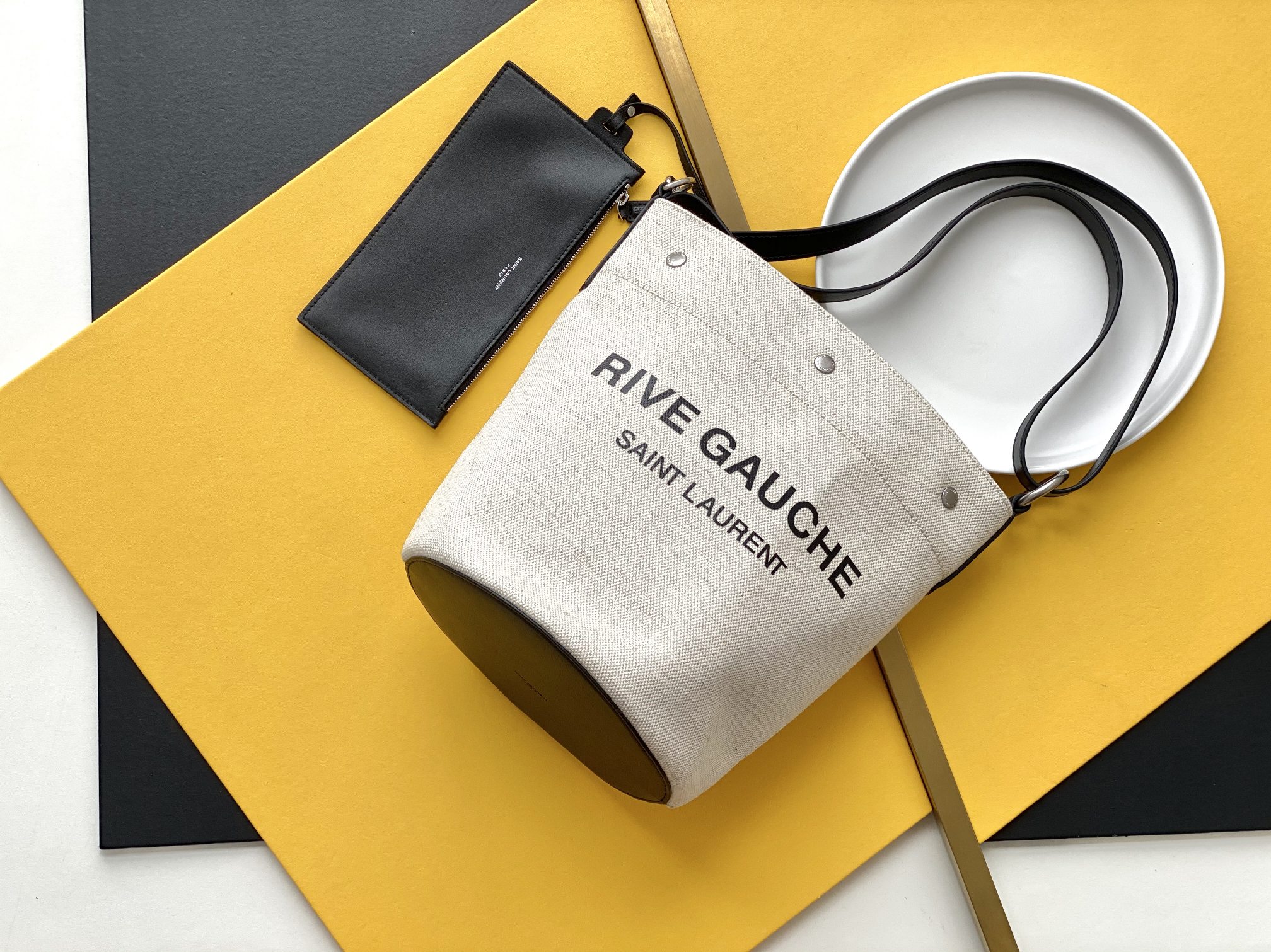 Y51 rive gauche bucket bag linen white 669299 20 x 30 x 28.5 cm