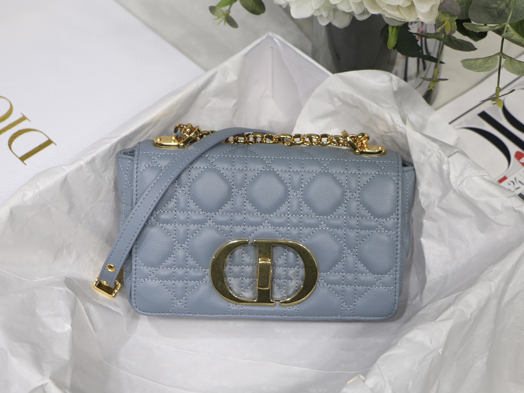 d10r small caro bag S*pple cannage calfskin sky blue m9241 20 x 12 x 7 cm