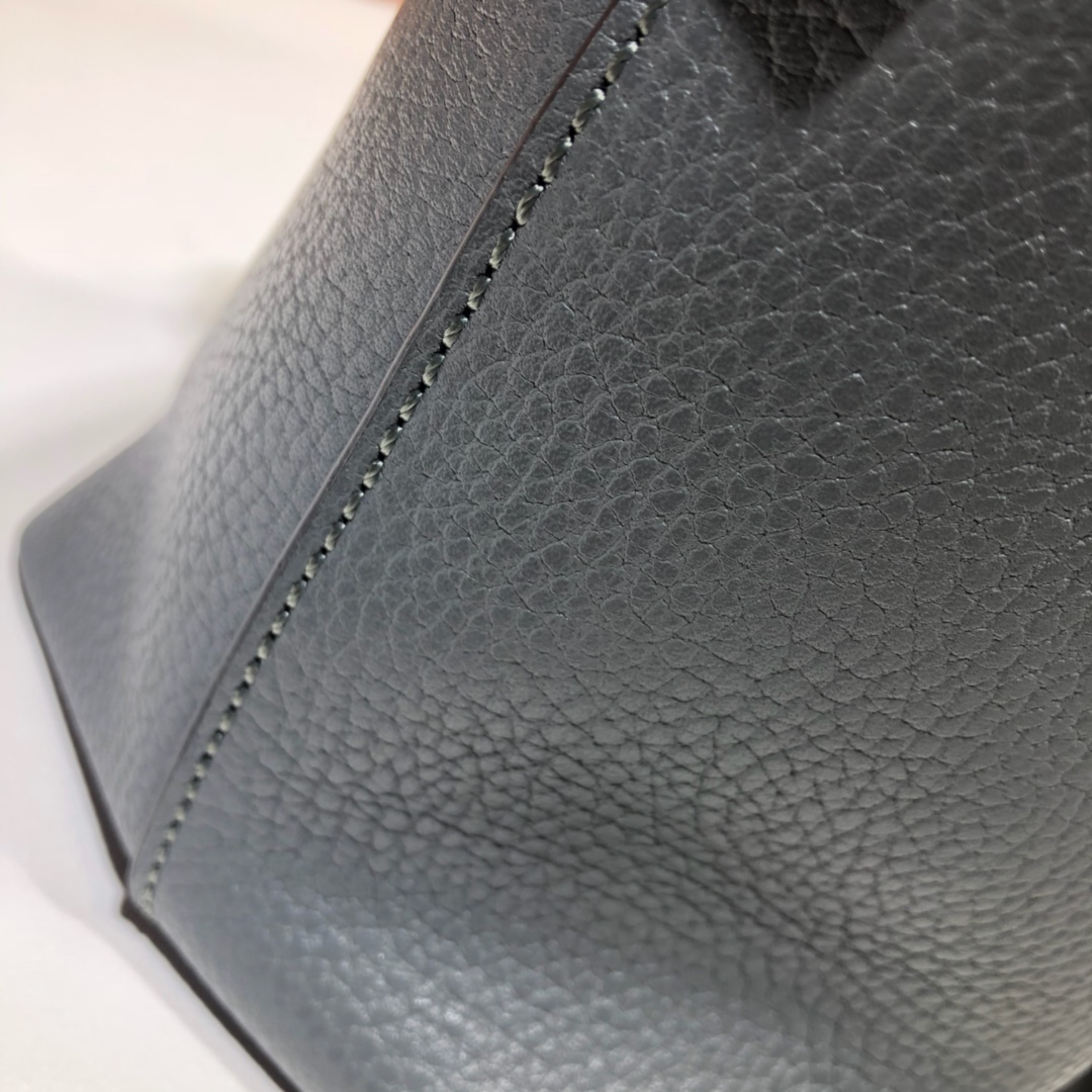 Gvc*1 convertible straight leather gray 449659 30 x 22 x 12 cm