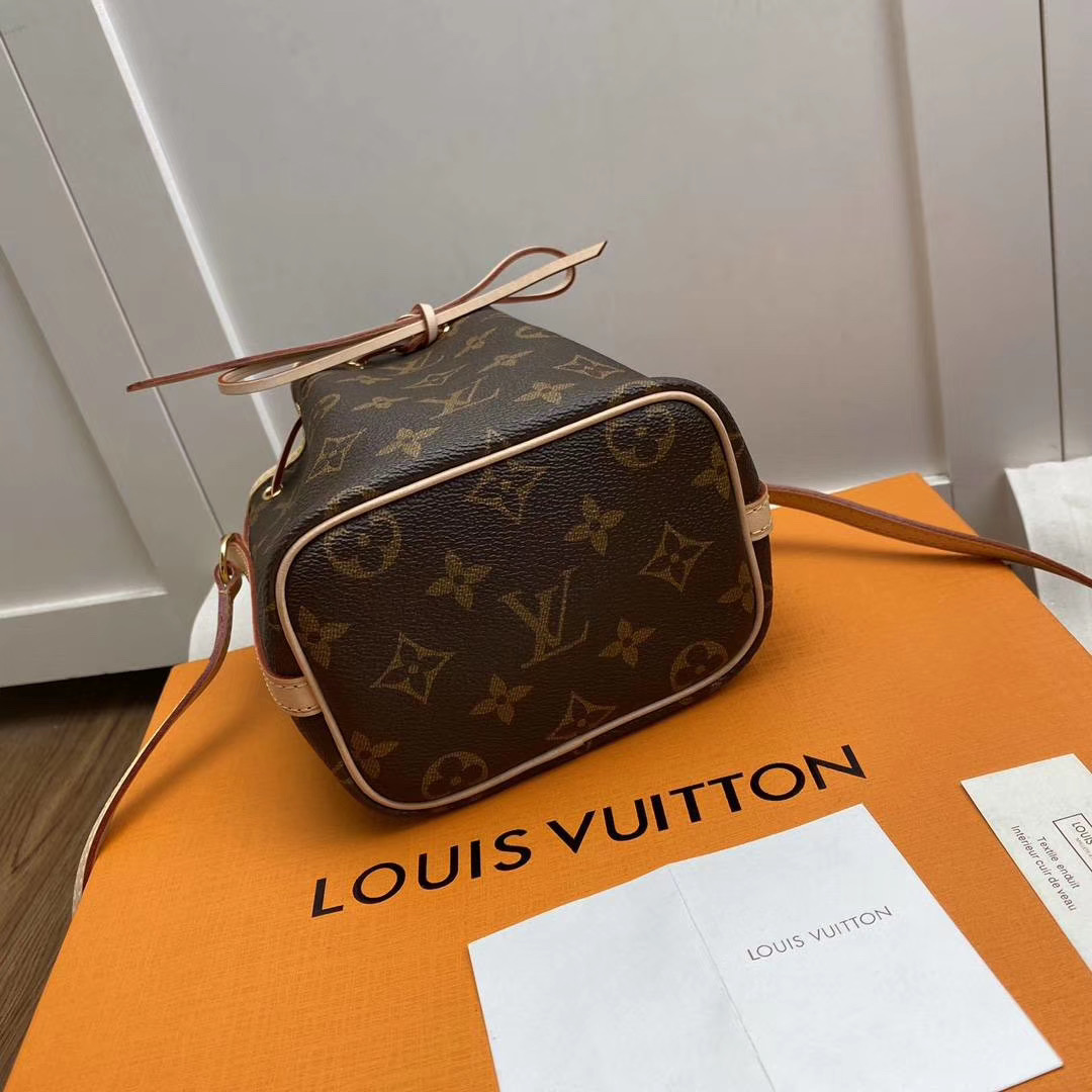 l0vis Vvtt0n nano noÉ monogram canvas m41346 13 x 15 x 9 cm
