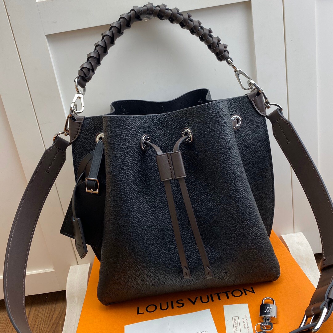 l0vis Vvtt0n muria mahina monogram motif black m55800 25 x 25 x 20 cm