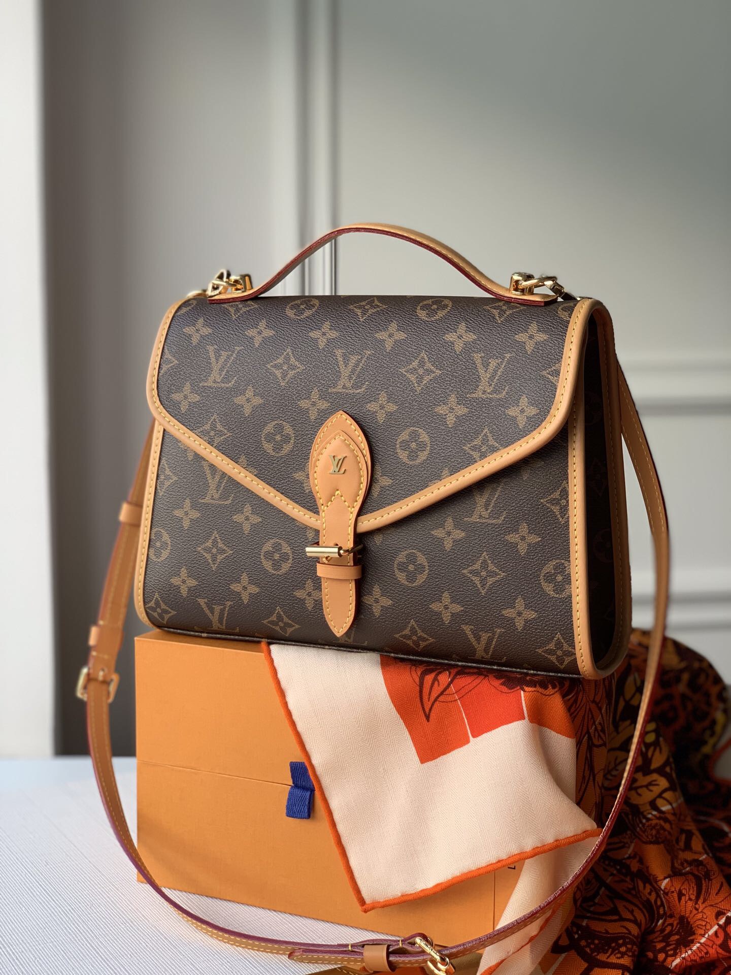 l0vis Vvtt0n large ivy monogram canvas m44919 29 × 24 × 10 cm