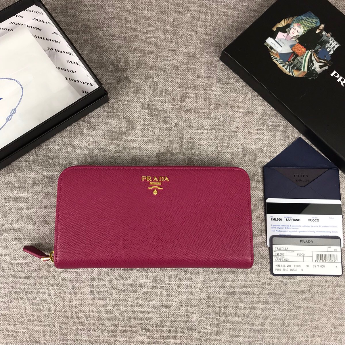 Pra*a large saffiano leather wallet hibicus 1ml506 20 x 10 cm