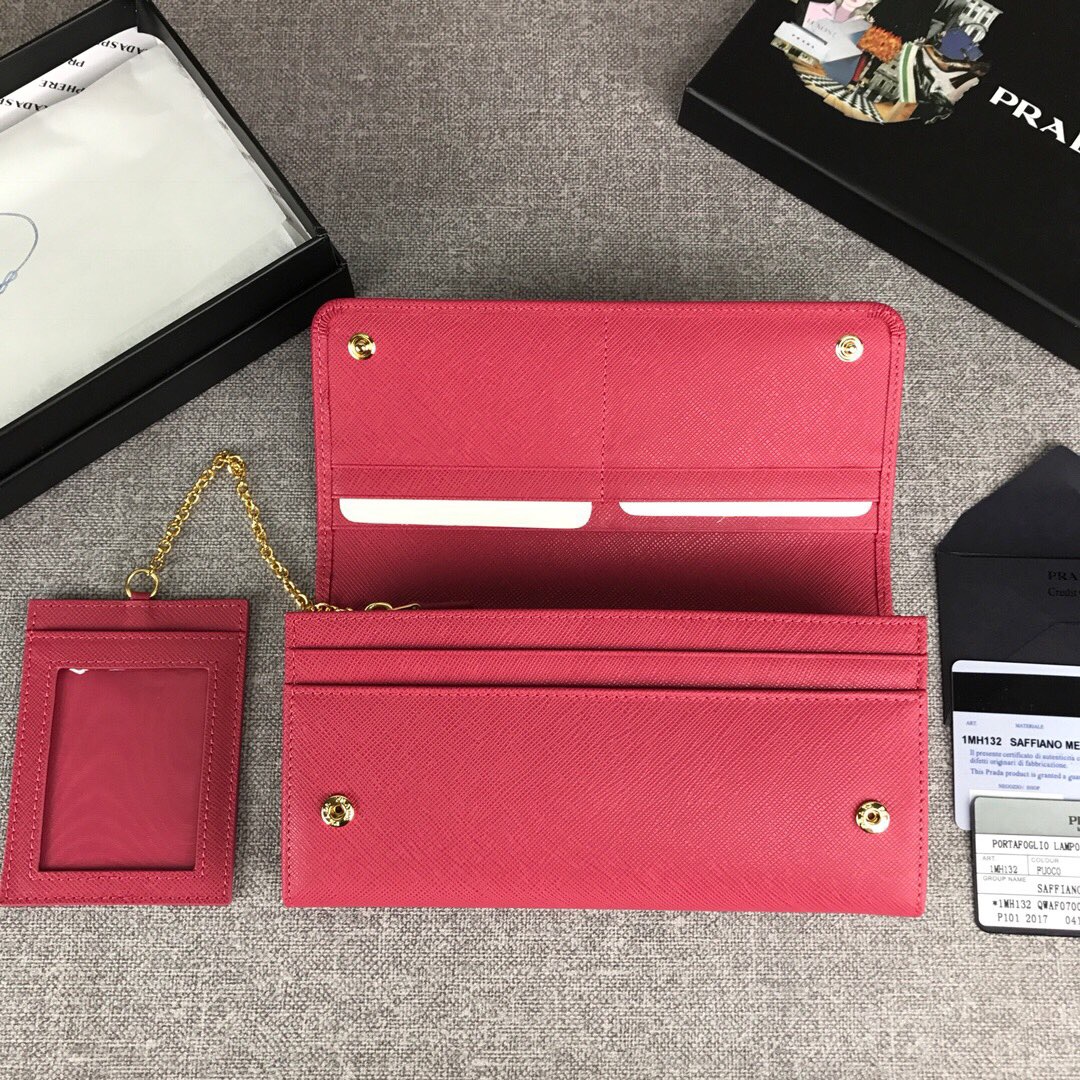 Pra*a large saffiano leather wallet crimson red 1mh132 18.7 x 9.5cm