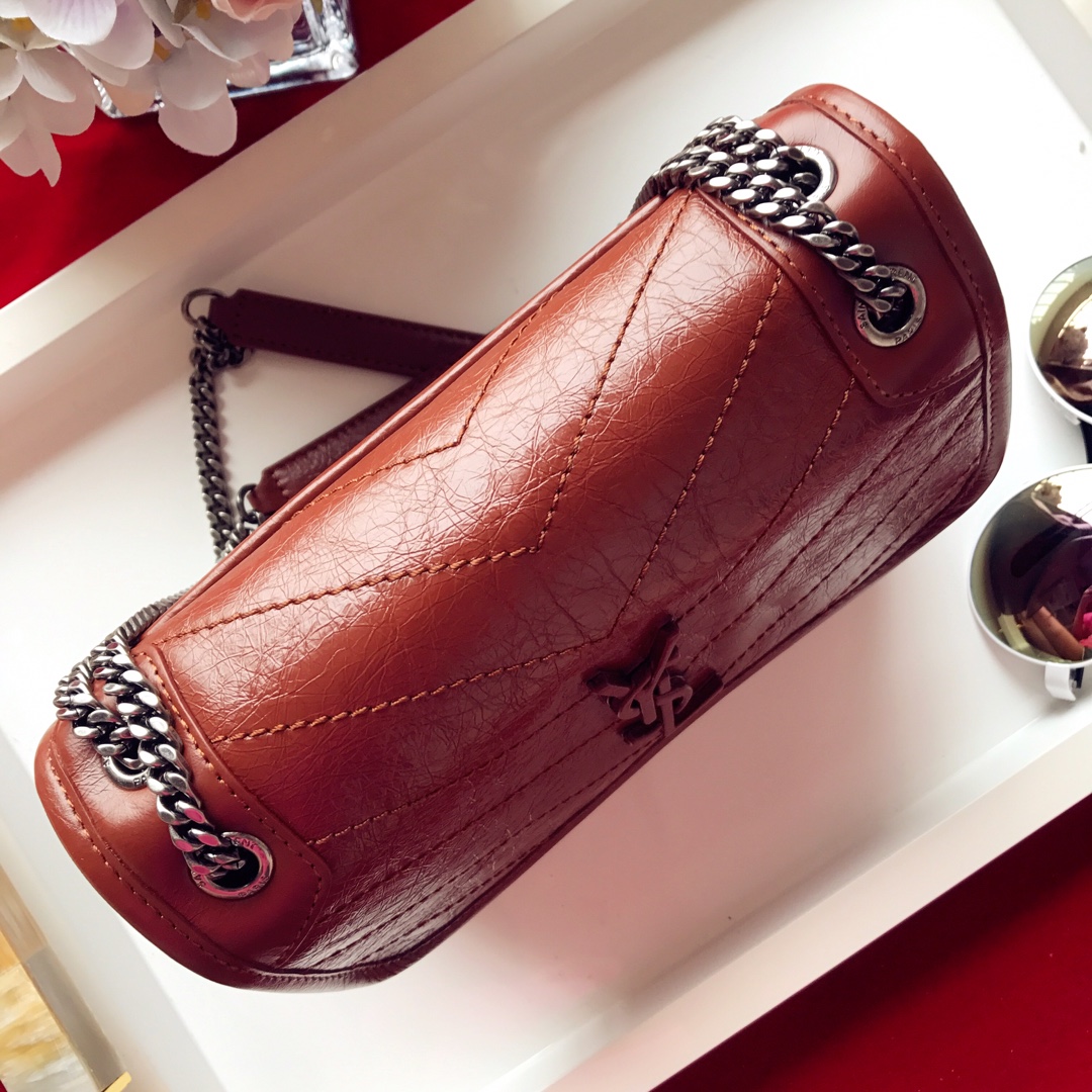 Y51 niki baby in lambskin leather tan 5330371 22 x 16.5 x 12 cm