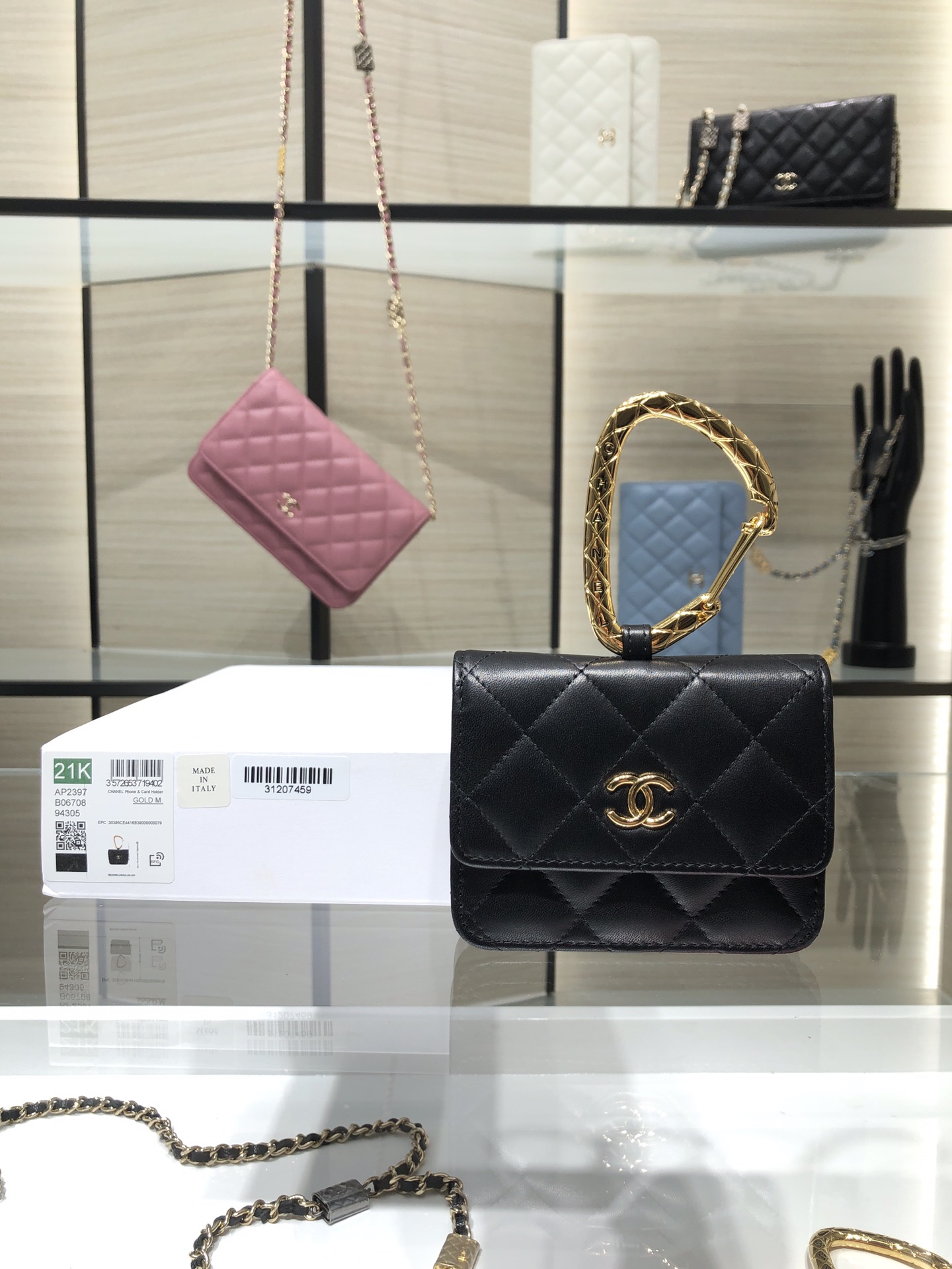 Ch**el card holder with jewel hook lambskin ap2397 11 cm
