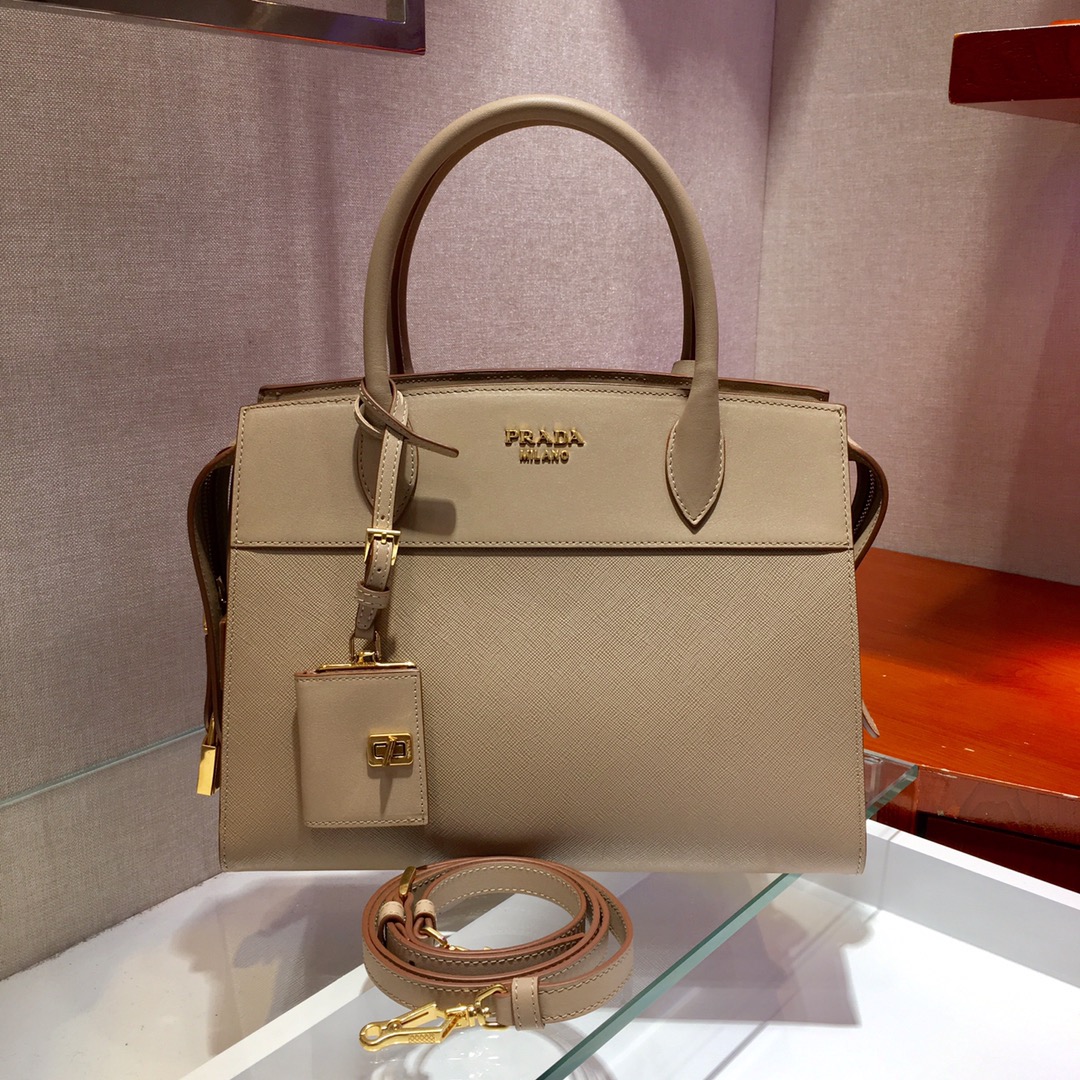 Pra*a medium esplanade bag leather beige 30 x 22 cm