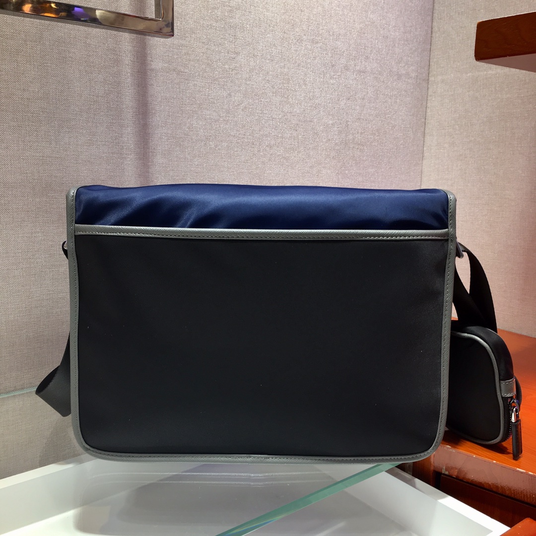 Pra*a re-nylon and saffiano leather shoulder bag blue 2vd768 32 x 24 x 12 cm
