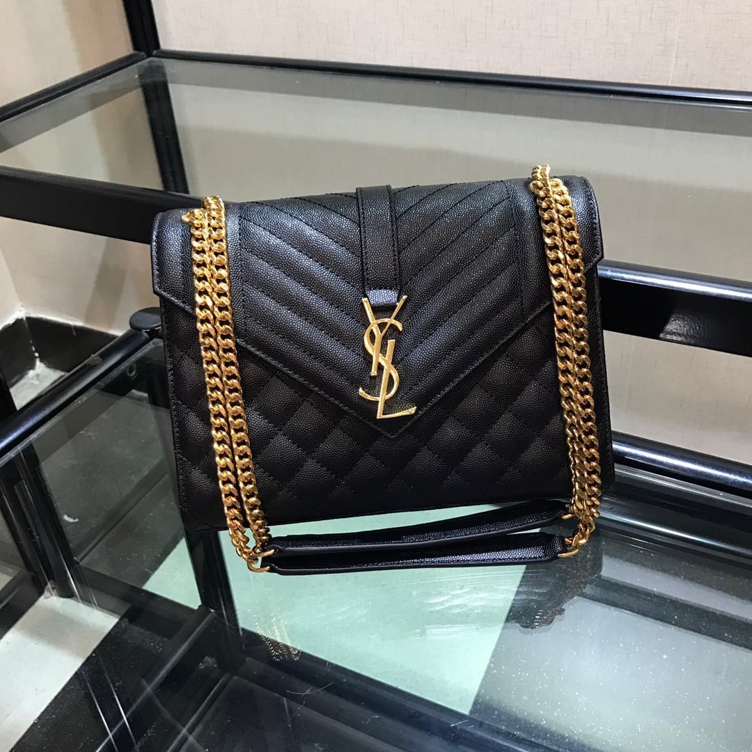 Y51 envelope medium bag in grained leather black 600185 24 x 7.5 x 18 cm