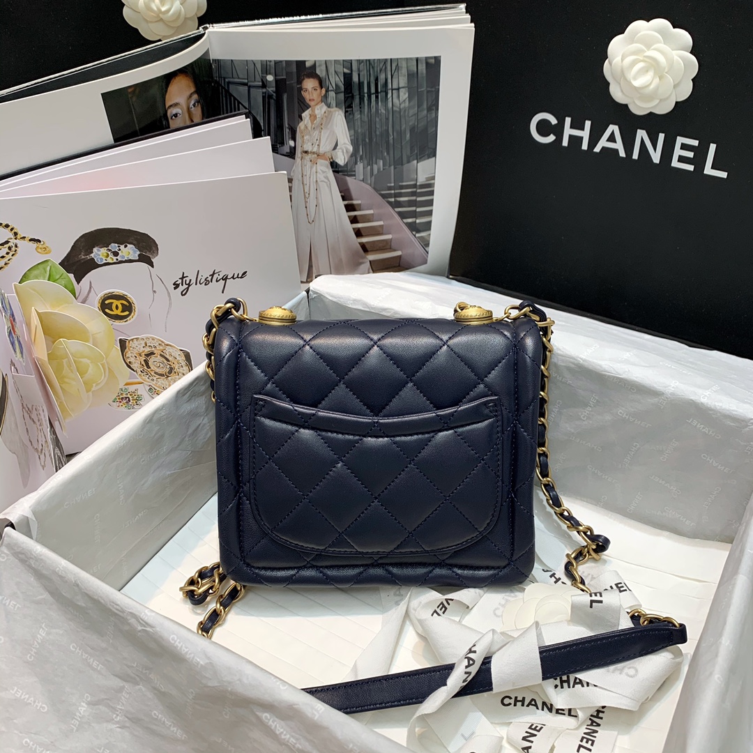 Ch**el small retro flap button bag in leather navy as2054 19 x 16 x 6.5 cm