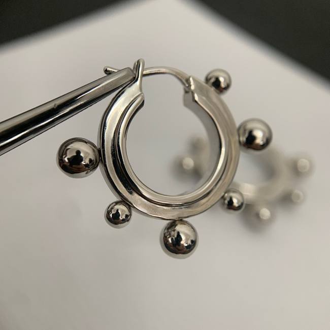 Missoma Earings 01