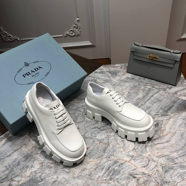 Pra*a shoes white 01