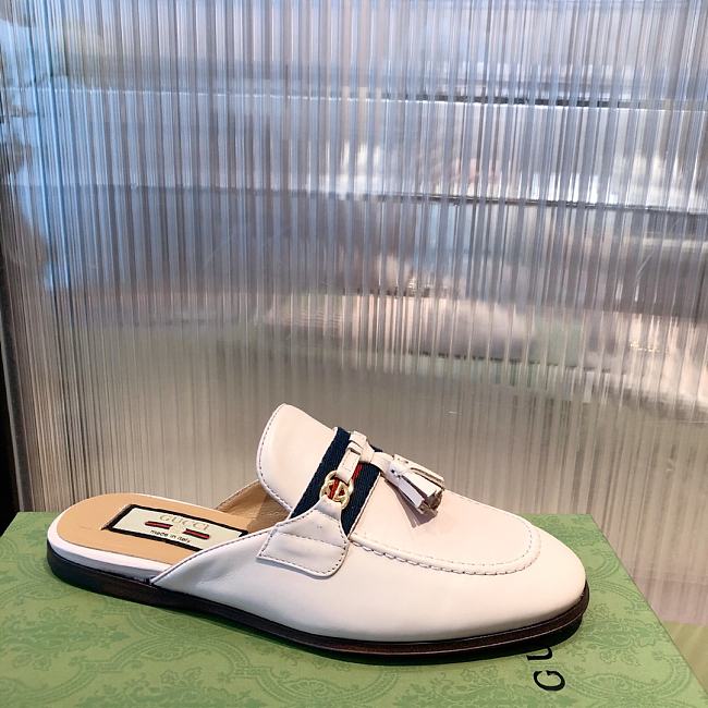 Gvc*1 slippers 01