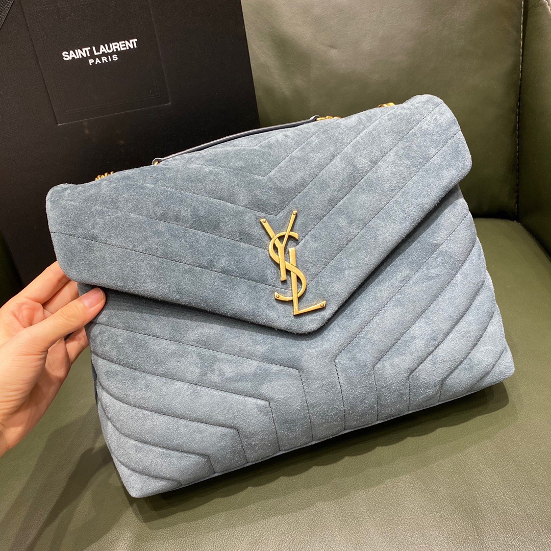 Y51 medium loulou in matelassé "y" blue suede 5749461 32 x 22 x 12 cm