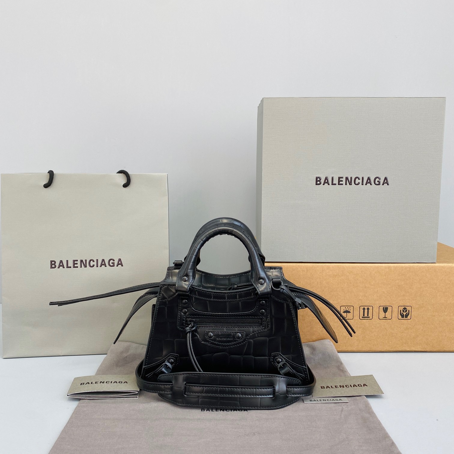Ba1en*iaga small neo classic top handle bag crocodile leather black 63852115v67 33 x 21 x 16 cm
