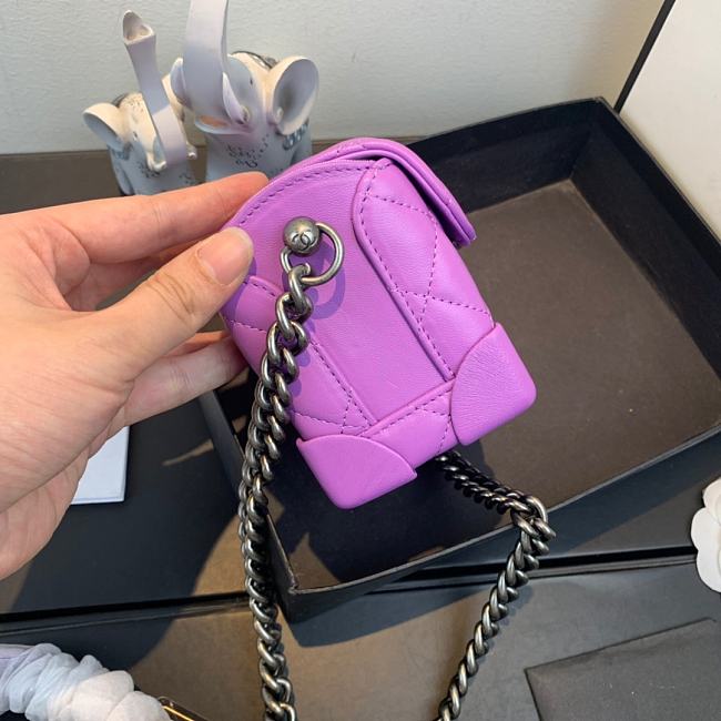 Ch**el mini quilted leather crossbody bag purple as1169 19 x 12 x 9 cm