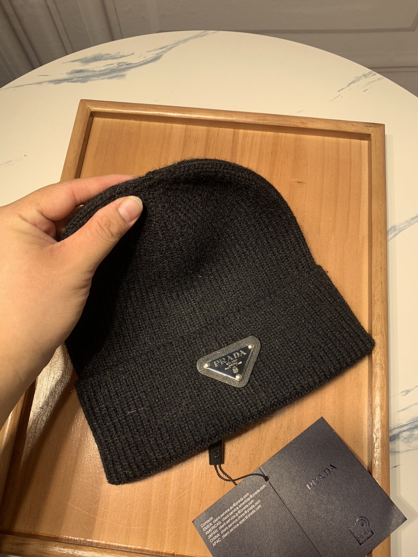 Pra*a hat 01