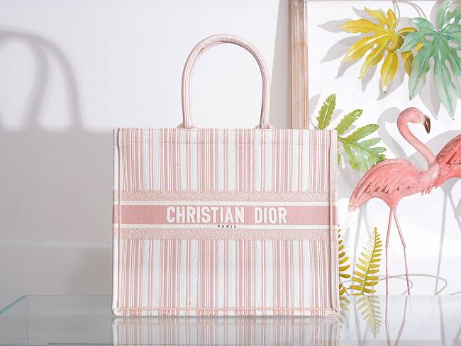 D10r book tote pink check'n'D10r embroidery 41cm
