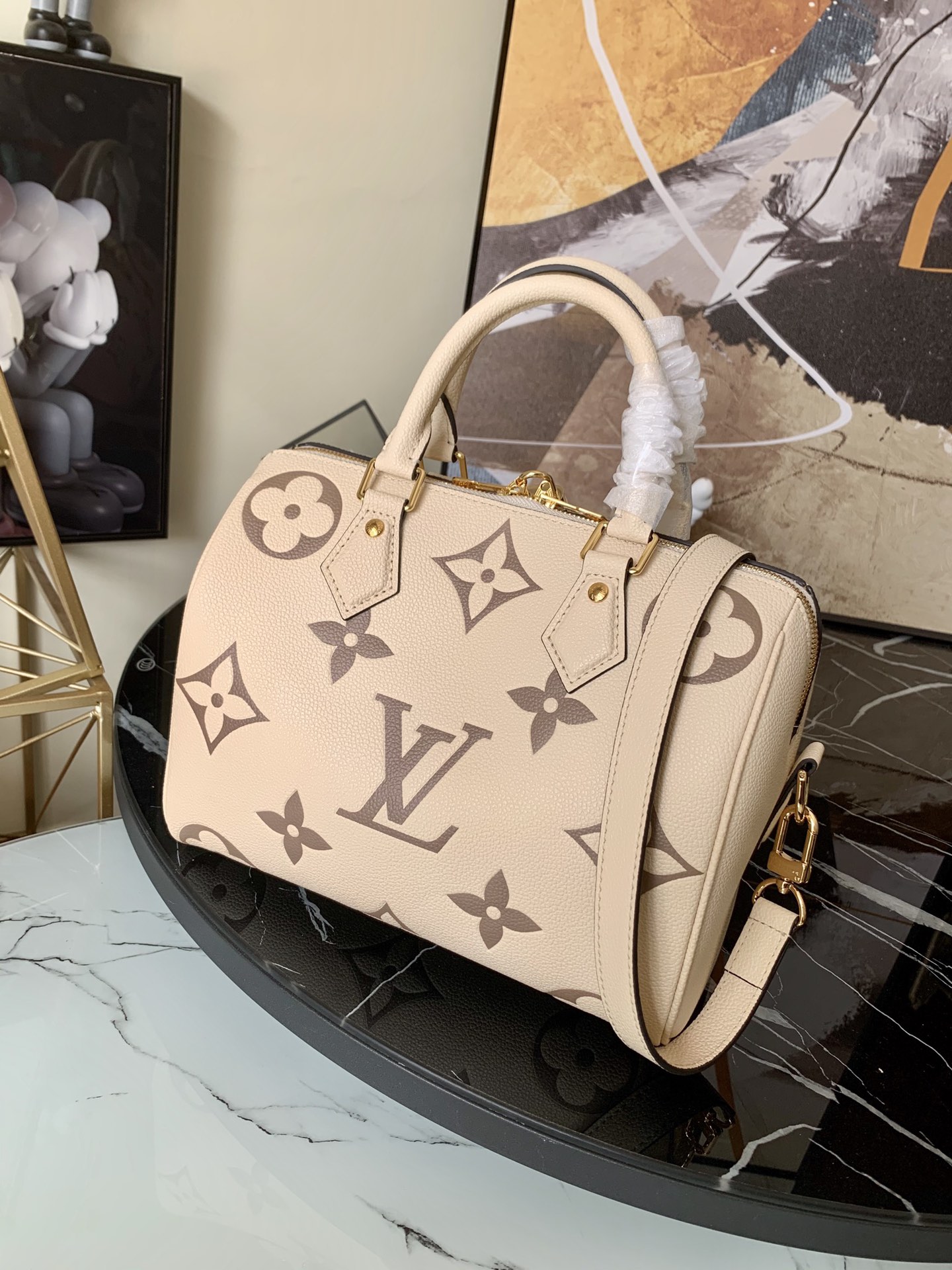 l0vis Vvtt0n speedy bandoulière 25 bicolor monogram pattern creme/beige m58947 25 x 19 x 15 cm