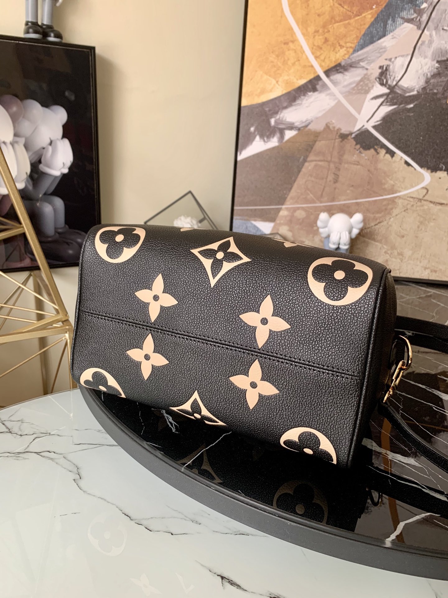 l0vis Vvtt0n speedy bandoulière 25 bicolor monogram pattern black/beige m58947 25 x 19 x 15 cm