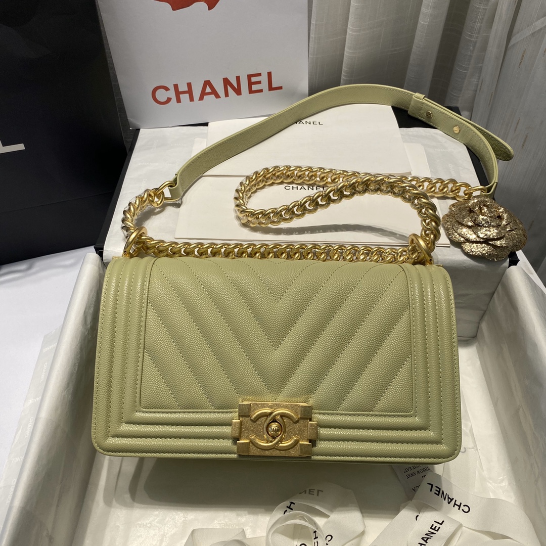 Ch**el medium boy bag chevron gold-tone metal grained leather olive green a67086 25cm