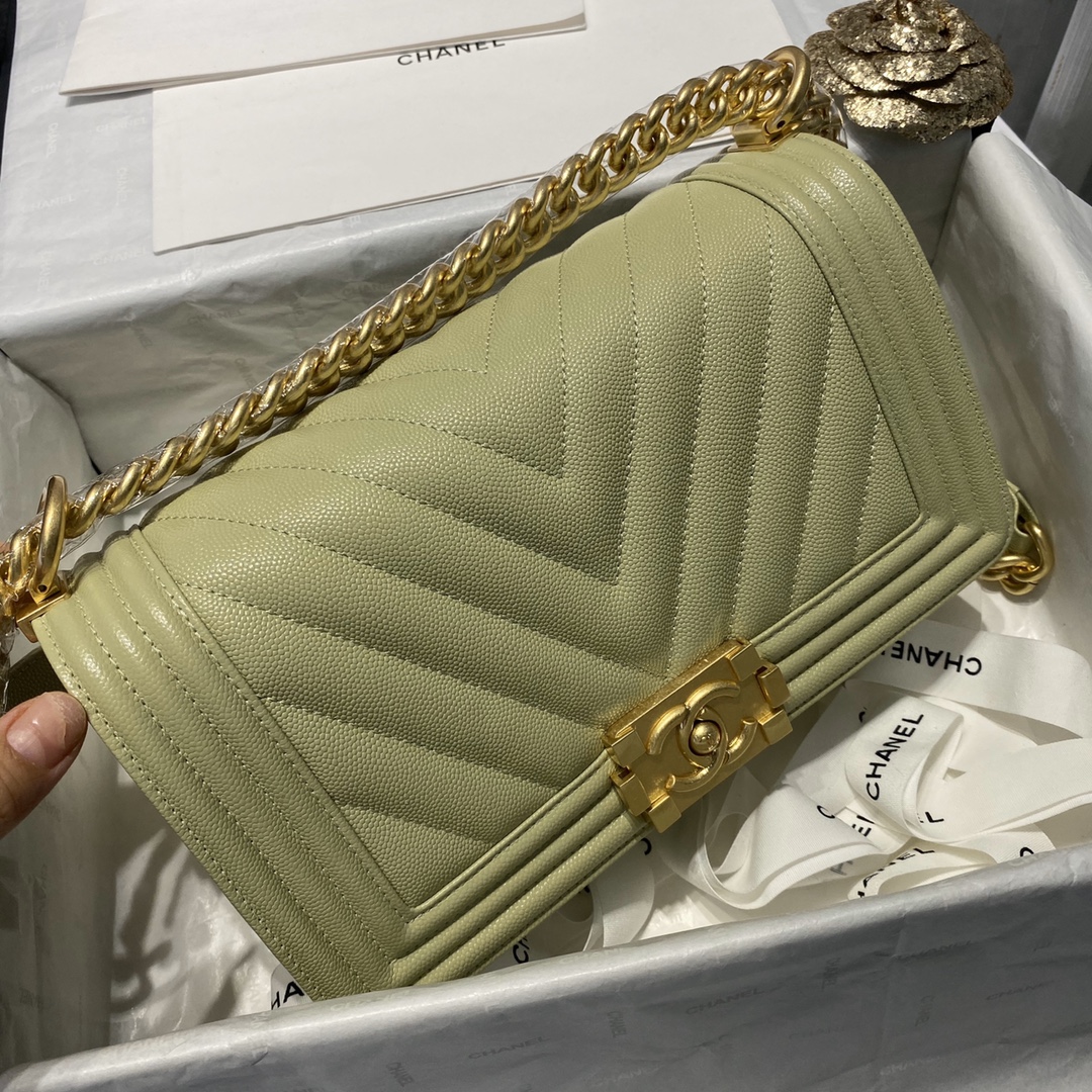 Ch**el medium boy bag chevron gold-tone metal grained leather olive green a67086 25cm
