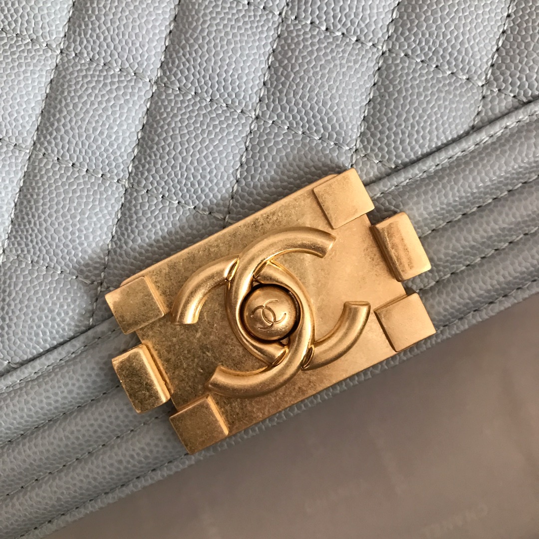 Ch**el medium boy bag classic gold-tone metal grained leather cornflower a67086 25cm