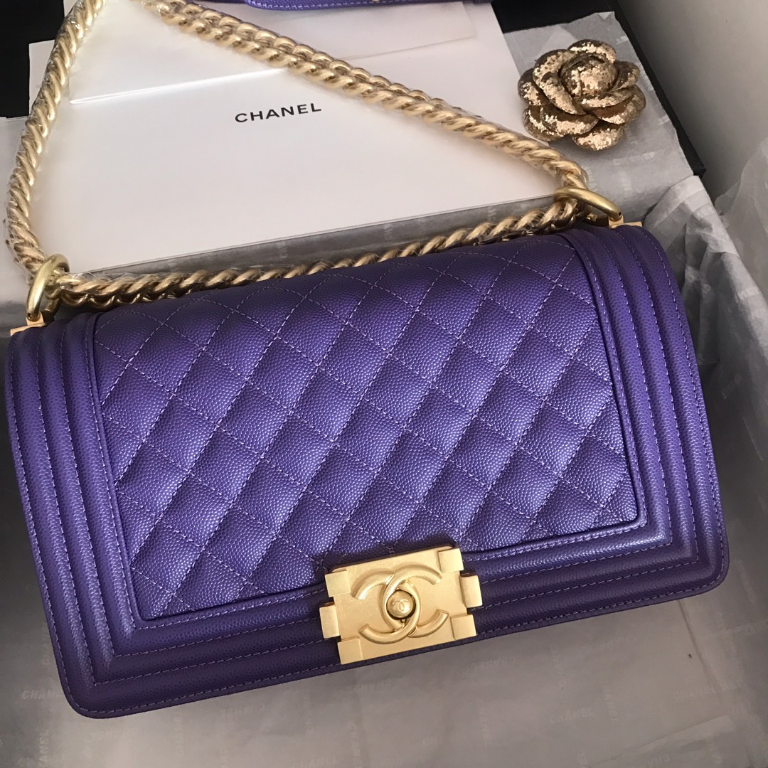 Ch**el medium boy bag classic gold-tone metal grained leather purple a67086 25cm