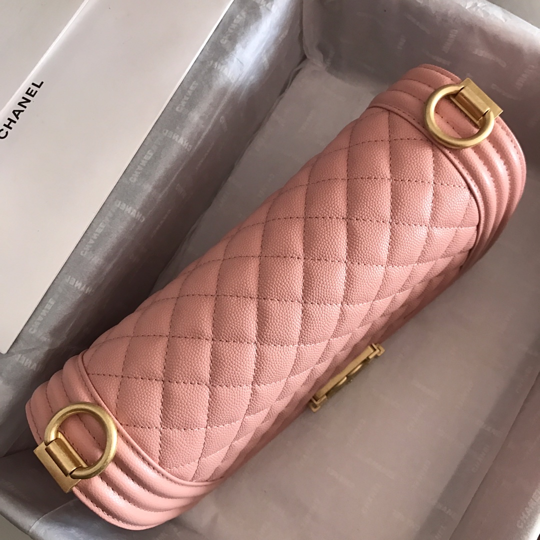 Ch**el medium boy bag classic gold-tone metal grained leather pink a67086 25cm