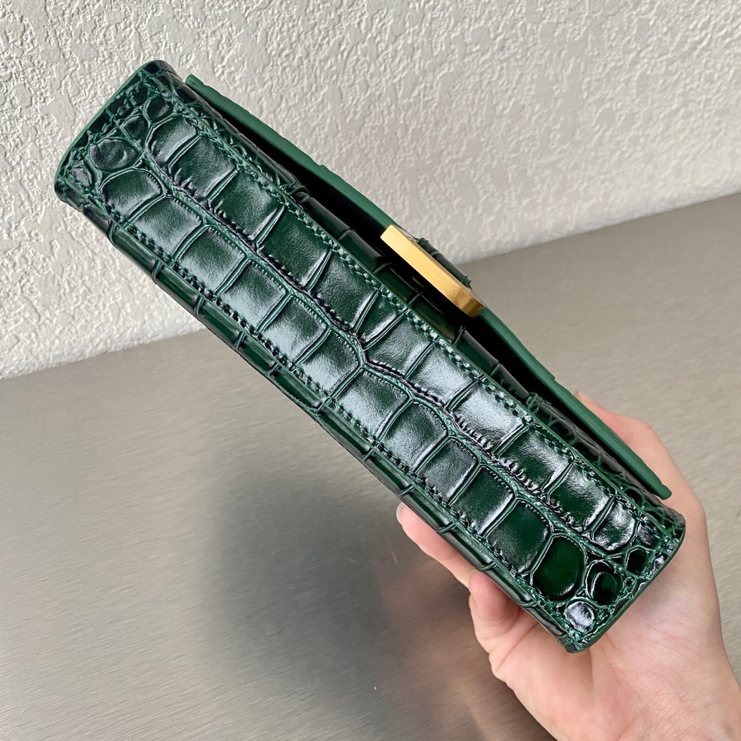 Ba1en*iaga hourglass wallet on chain crocodile leather green 6560501 19 x 12 x 5 cm