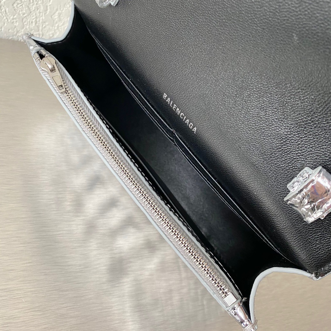 Ba1en*iaga hourglass wallet on chain crocodile leather silver 6560501 19 x 12 x 5 cm