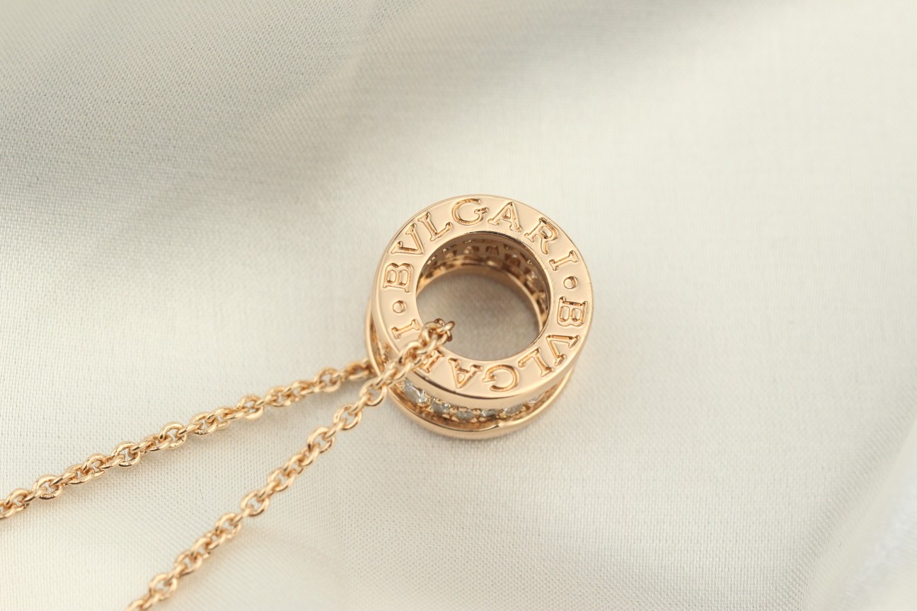 Bv1g*ai necklace 04