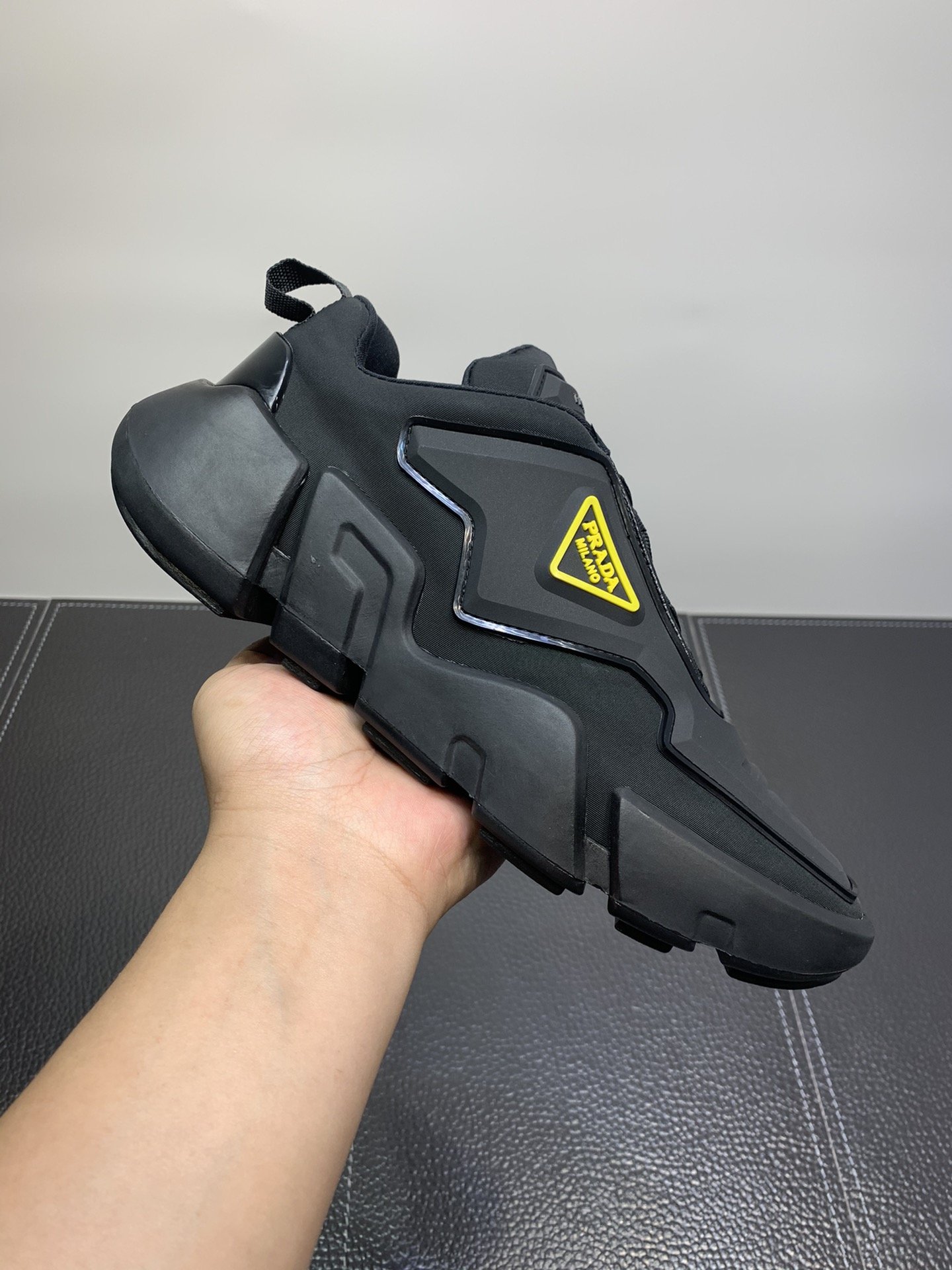 Pra*a techno strectch sneakers black