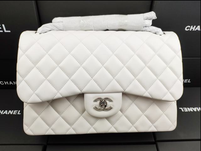 Ch**el flap bag lambskin leather silver chain white a1113 30cm