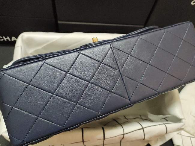 Ch**el flap bag lambskin leather gold chain navy a1113 30cm