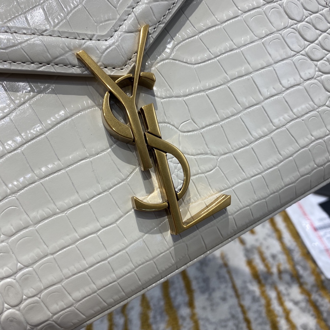 Y51 cassandra mini top handle bag crocodile leather white 623930 20 x 16 x 7.5 cm