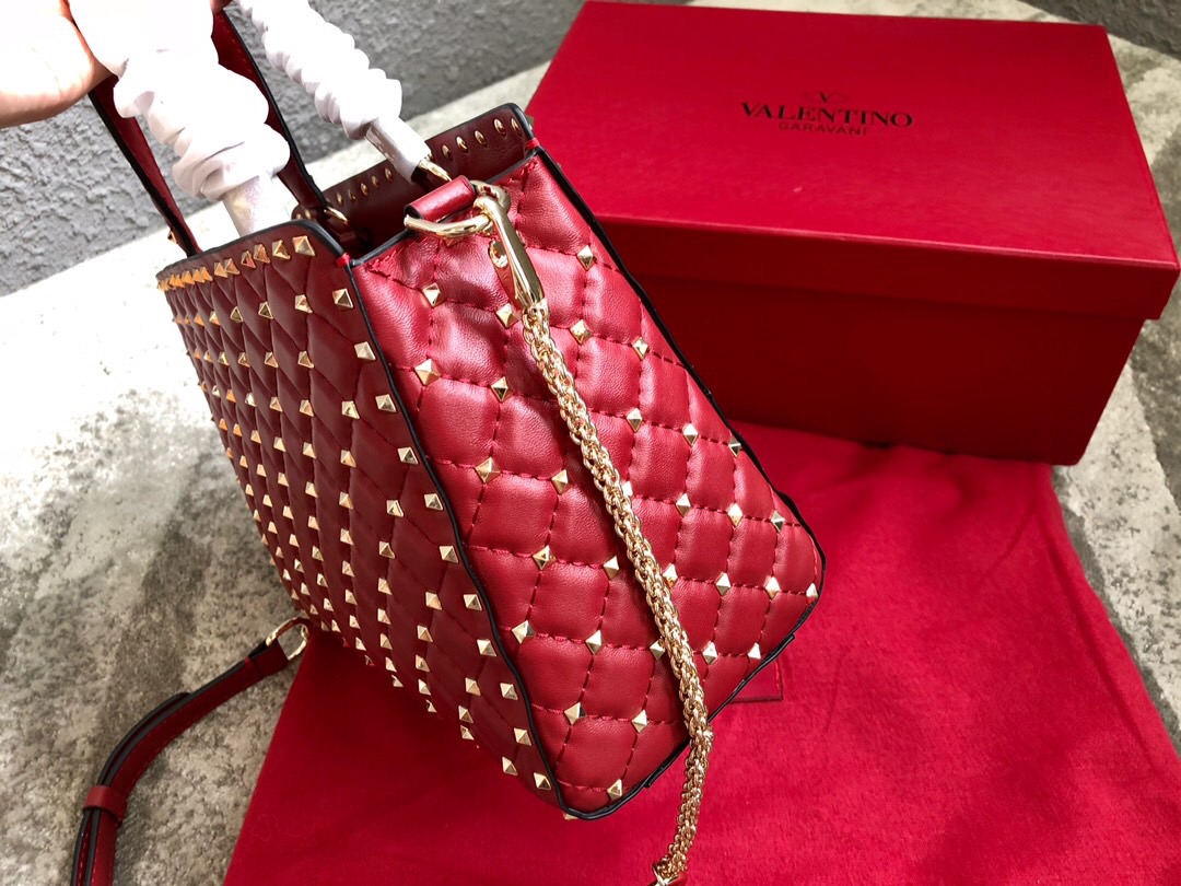 Va1e*ntin0 garavani rockstud spike tote bag red 26 x 13 x 20 cm
