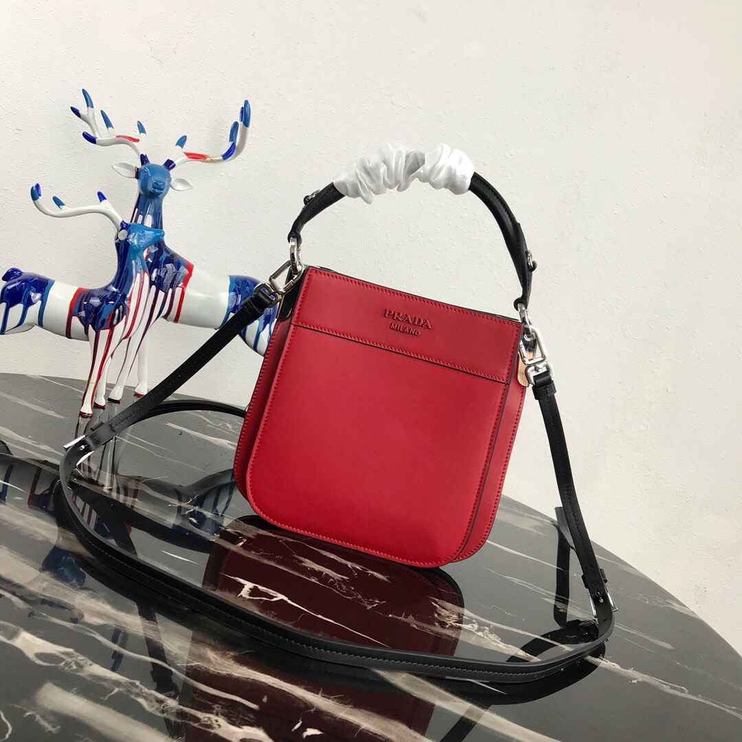 Pra*a small margit leather bag red 1bc082 20 x 7 x 20 cm