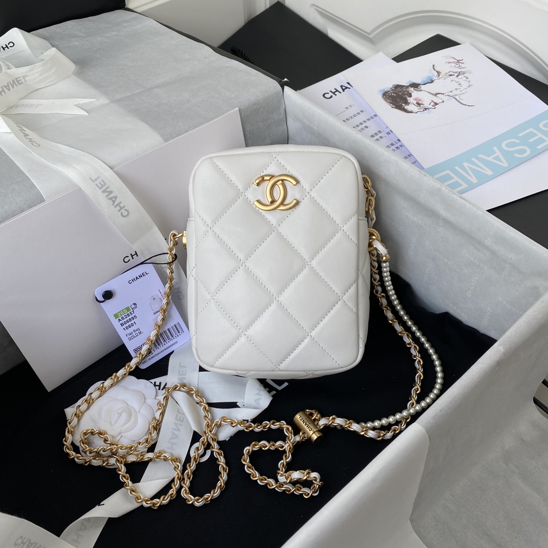 Ch**el mini camera case leather white as2857 16 x 12 x 6 cm