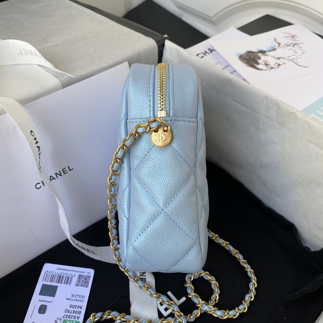 Ch**el mini camera case grained leather blue as2857 16 x 12 x 6 cm