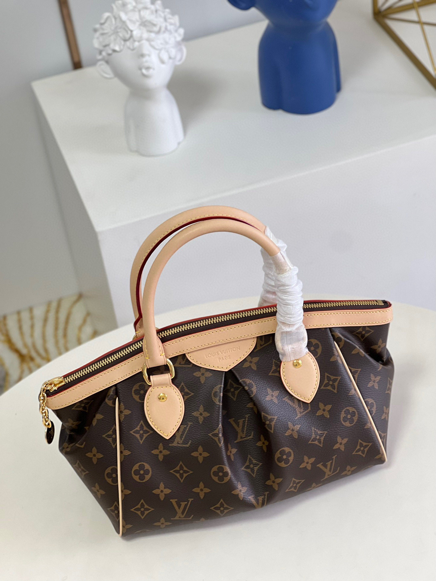 LV Tivoli small handbag 36cm