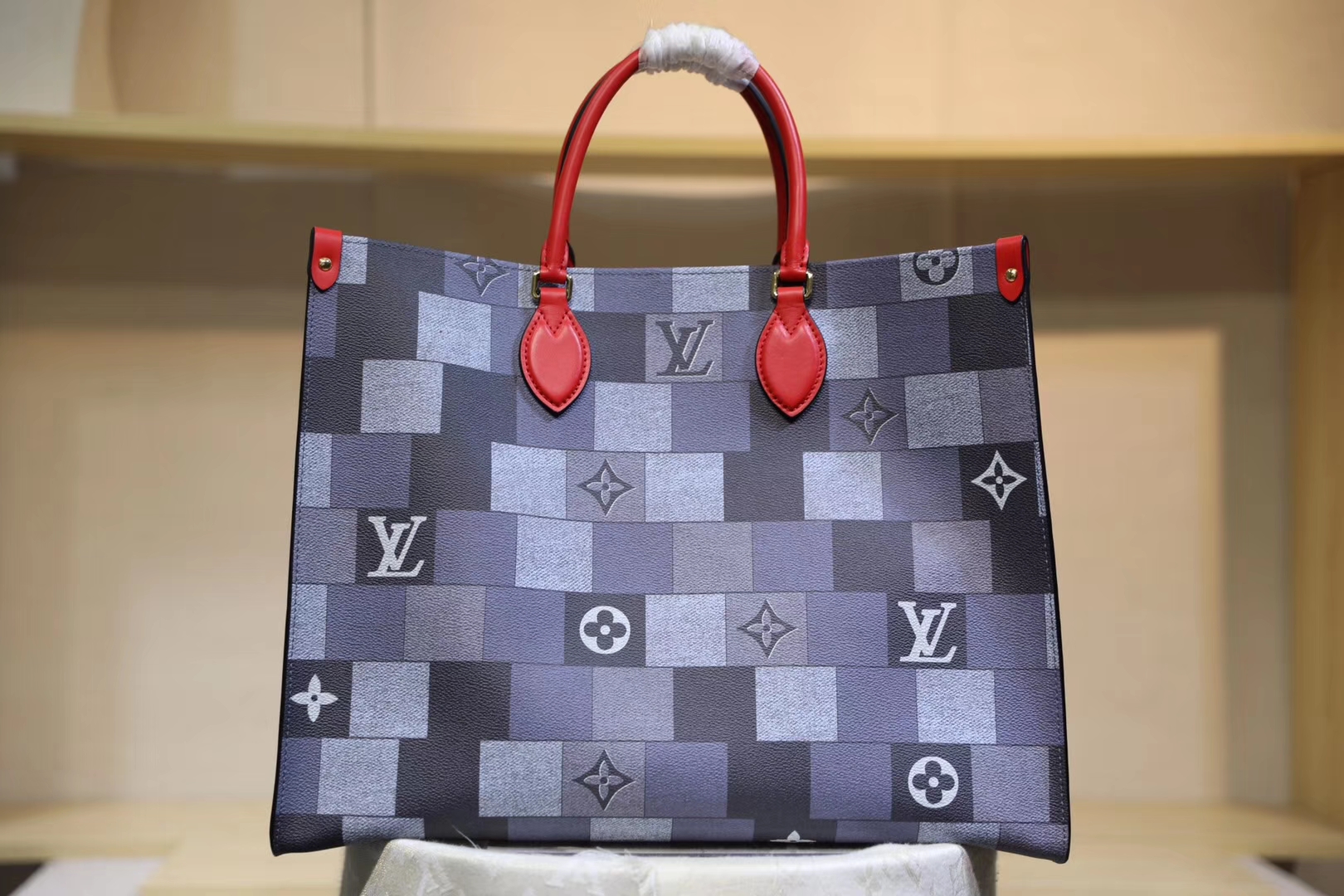 LV bag m44569 onthego 41cm
