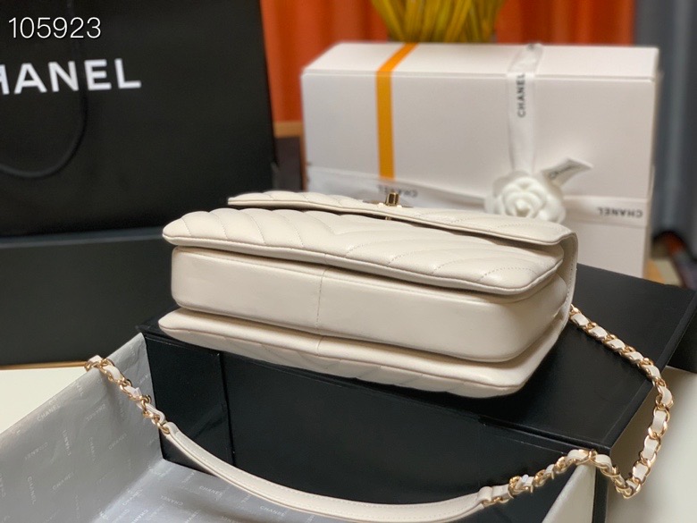 Ch**el Ch**elv has smooth lines sandwich bag 25cm