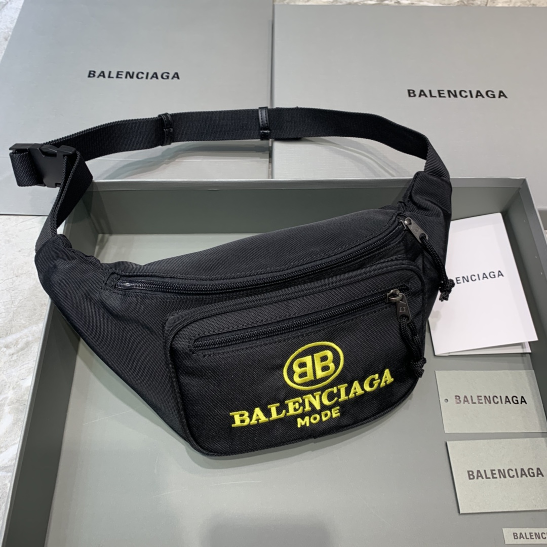 Ba1en*iaga canvas chest bag waist bagwhite 31cm 04